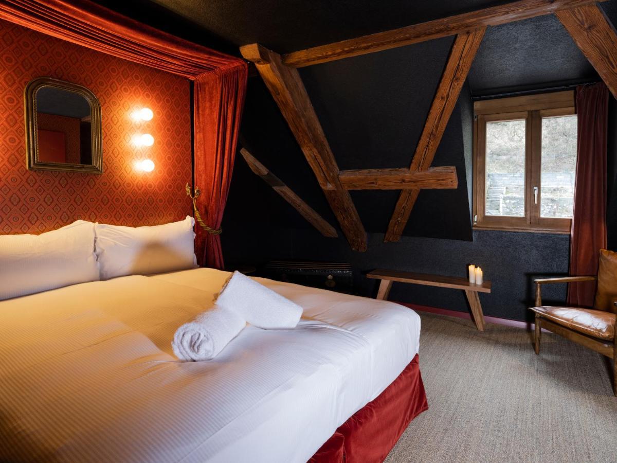 Peanut Medieval Lodge แซ็ง-ตูร์ซาน ภายนอก รูปภาพ