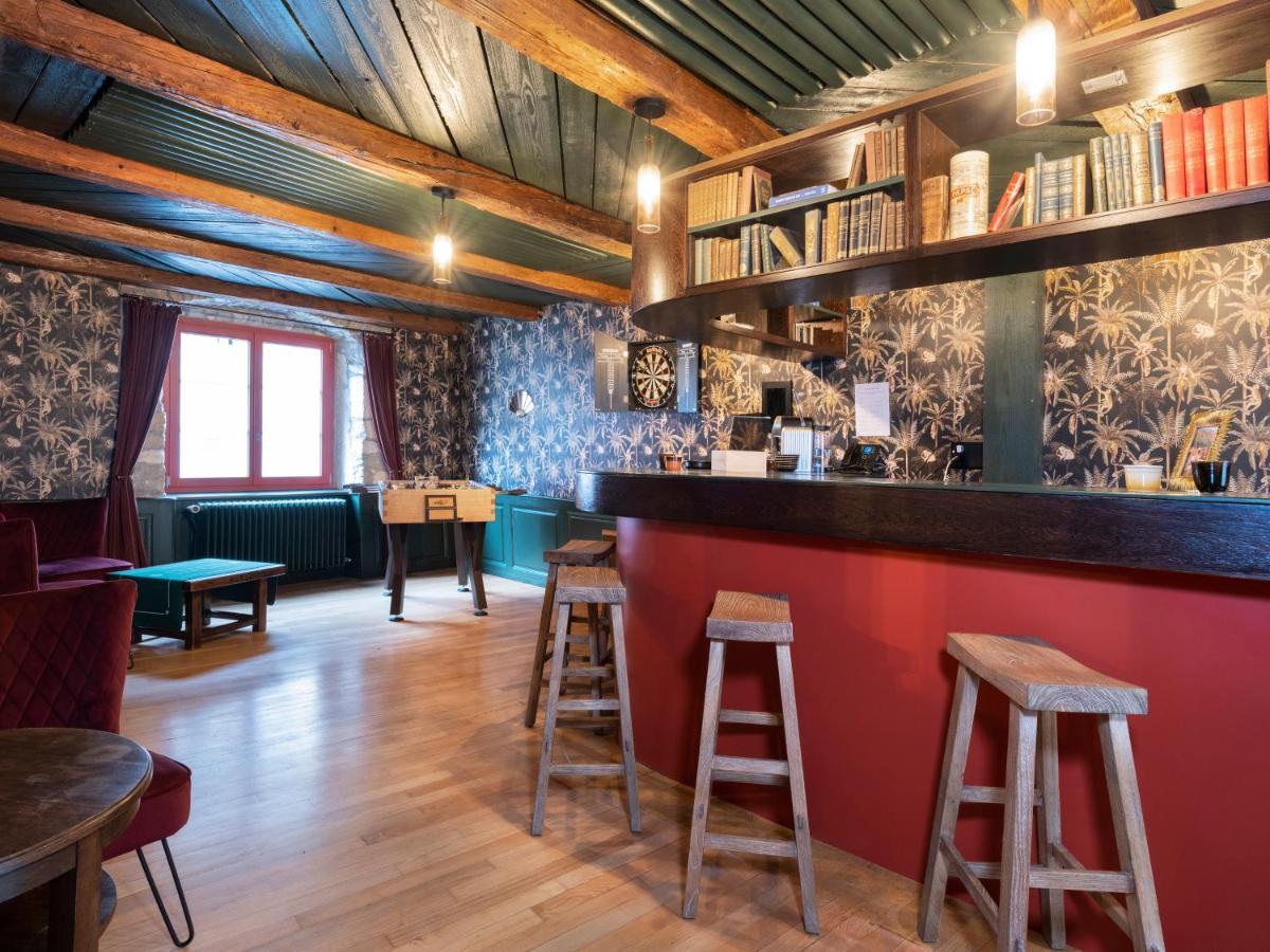 Peanut Medieval Lodge แซ็ง-ตูร์ซาน ภายนอก รูปภาพ